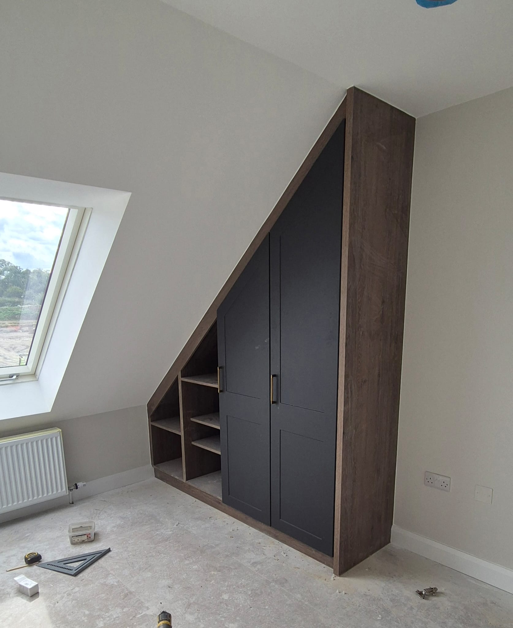 Wardrobes & storage